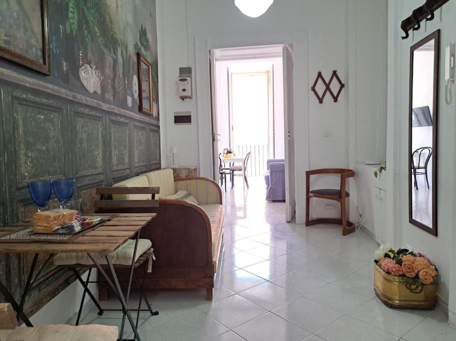 Appartamento Cuore Di Napoli 2 Nápoles Exterior foto